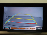 バックガイドモニターで、後方を確認しながら安心して駐車することができます。運転初心者も熟練者も必須の機能ですよ!
