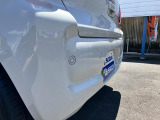 後退時ブレーキサポート機能搭載☆リアバンパーに4つのセンサーを内蔵し、車両後方にある障害物を検知!衝突回避をサポートします♪