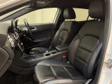 GLAクラス GLA220 4マチック 4WD 4WD 本革シート
