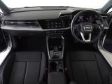 指定工場で車検までご対応可能。6ベイを完備したサービス工場を併設し、快適なAudiライフをサポートします。詳しくは0078-6002-900146中古車スタッフまで