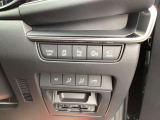 安全装備は、現車を見ながらご説明させていただきますと、解りやすいと思います。お気軽にお尋ねください。