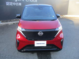 LEDヘッドライトとフロントフォグランプが付いておりますので、夜間の運転も明るく安全に走行できます。