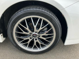 新車メーカー保証に準じた保証を1年間無償で受けられる「まごころ保証」、さらに保証を延長できる「まごころ保証プラス」「まごころ保証プラス&alpha;」をご用意しております。