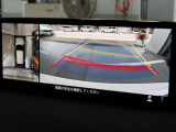 360度ビューモニターで車内から周囲の障害物を確認することができます!駐車場から出るときの左右の確認にも便利です♪