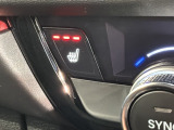 シートヒーターが付いています!寒い日に便利な装備ですね。