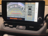 【パノラミックビューモニター】専用のカメラにより、上から見下ろしたような視点で360度クルマの周囲を確認することができます☆死角部分も確認しやすく、狭い場所での切り返しや駐車もスムーズに行えます。