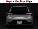 リヤのコンビネーションランプは後続車からも確認しやすいデザインです。