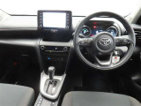ぜひ展示車の運転席に座ってみてください。