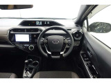 スタイリッシュなインパネ周りです!運転の際、常に目にする部分は、シックにまとめた飽きの来ないデザインが人気です!