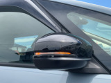 オシャレさと視認性を兼ね備えたLEDミラーウインカー♪