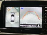 【アラウンドビューモニター】車を上から見下ろしているかのような映像で周囲の状況がひと目で確認、狭い駐車場に駐車するときも安心です♪♪障害物などがあると警告音がなりますので安心して駐車が出来ます★