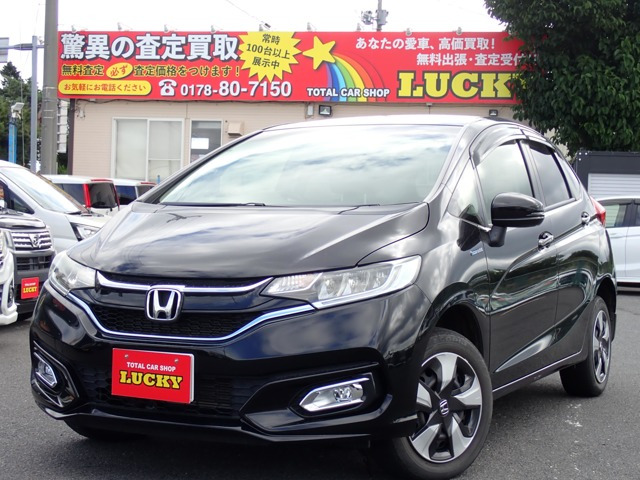 フィット 1.5 ハイブリッド F 4WD 