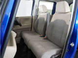 ◆運転席・助手席◆室内は、シートクリーニングや各部の徹底した清掃を実施し、消臭・除菌処理を行っています。しかも、全ての差上で天然成分の薬剤にこだわり安心・安全へも配慮しています。