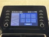 ディスプレイオーディオを装備。スマホと車をつなぐことで、これまでのナビに加えていろんなサービスが楽しめます。