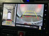 点検や修理でお越しの際はゆっくりくつろぎながらお待ちいただけるように、大きなソファ席もご用意しております♪テレビを見ながらのんびりお待ちください(^&omega;^)