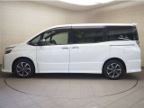 安心の納車前整備を実施します。その際にエンジンオイル、オイルエレメント、ワイパーゴムを交換いたします。