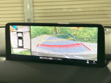 【360&deg;ビューモニター】専用のカメラにより、上から見下ろしたような視点で360度クルマの周囲を確認することができます☆縦列駐車や幅寄せ時に活躍してくれます♪