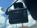 【ドライブレコーダー】ドライブレコーダー装備!走行中はもちろん、あおり運転や事故に遭遇した際、映像で記録し、万一のリスクに備えます。※記録用SDカードはお客様ご自身でご準備いただく必要があります。