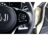 Hondaセンシングの機能のひとつ、アダプティブクルーズコントロール付!アクセルから足を離しても設定したスピードと前車との車間を保ち走行してくれます!車線維持もアシスト☆高速道路で疲労軽減ですね☆
