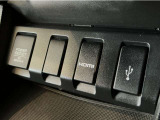 HDMIポート、USBポートが装備されております。HDMIポートを他の機器と繋げることによって、モニターへ映像を流すことができます。