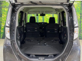 普段のお買い物や通勤、送迎等に十分な荷室スペースを確保しております。セカンドシートを倒すと、大きな荷物の積載も可能です♪