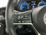 【ステアリングスイッチ】運転中に前方から目線をそらすことなくオーディオ等の操作が可能な便利機能!安心&快適なドライブを演出してくれます。