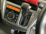発進時から滑らかに加速する無段階変速のCVTはストップ&ゴーの多い街の中も快適です