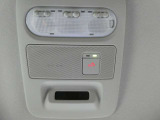SOSコール 走行中の緊急時(病気や事故、あおり運転など)にボタンひとつでオペレーターに接続!救急や警察への連絡をサポートいたします。※使用にはお申し込みが必要です、詳しくはスタッフまで