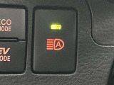 対向車がいないとき、見通しの悪い道路は暗くて怖いですよね。。。こちらのクルマはオートマチックハイビーム搭載です!対向車の有無で自動でハイ・ロウビームに切り替えます。