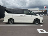 セレナ 1.2 e-POWER ハイウェイスターV 