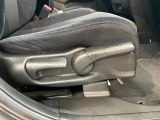 運転席も高さ調整可能