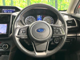 【純正革巻きステアリング】上質な革を使用することで、手にしっかり馴染みとても運転しやすいハンドルです♪