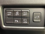 【パワーバックドア】スマートキーや運転席のボタンを押すだけでリアゲートが自動で開閉します!荷物を持っている時や、高い位置にあるバックドアを閉める際に便利な機能です♪