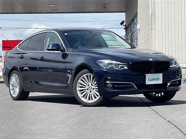 3シリーズグランツーリスモ 320d ラグジュアリー 4WD 本革シート