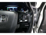 Hondaセンシングの機能のひとつ、アダプティブクルーズコントロール付!アクセルから足を離しても設定したスピードと前車との車間を保ち走行してくれます!車線維持もアシスト☆高速道路で疲労軽減ですね☆