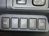 コーナーセンサーを車の前後に装備。障害物までの距離に応じて警告音を変えてお知らせ。縦列駐車時や駐車場・車庫などでの取り回しをサポートします。詳細は販売店スタッフまでおたずねください。
