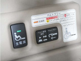 電動ウインチで車いすの搭乗・固定を快適に。
