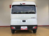 中古車は一物一価、同じようなお車でも、整備状況、内外装の状態など様々です。