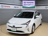 トヨタ認定中古車の安心感はそのままに、まるごとクリーニングと同等商品の当社「キラリフレッシュ」を簡素化し、お買い求めやすくした商品が、「トヨタ認定中古車ライト」です。