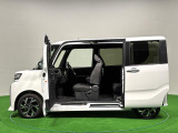 ☆ミラクルオープンドア☆ 驚くほど大開口!しかも両側スライドドア!乗り降りがしやすい、大きなも荷物の積み込めもラクラク♪ピラー内臓スライドドアで運転席側と同等の強度・剛性を確保しました。