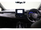 必要な装備を使いやすい位置に配置した機能的な運転席まわり。操作感や車両感覚など、ぜひ運転席に座って確かめてください。