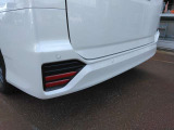 踏み間違い防止センサー付
