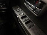当社の車両は全車保証付きですのでご安心ください♪万が一ご購入後すぐに故障が発生しても保証があれば安心です! ※保証期間・走行距離は車両によって異なります。