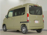 当社では、お客様に安心してお車をお選びいただくため、ご購入前に現車のご確認をお願いしております。