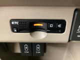 ETCが付いてます。ETC搭載車しか通過できないスマートICが利用できるようになりますよ!現在スマートICの設置箇所も増えてきているので、高速道路利用の幅が広がりますね☆