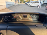 【スピードメーター】メーターがシンプルで見やすく運転しやすいですね!