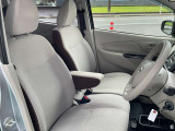 運転席・助手席の方が座るシートです。実際お座りいただくのが、分かりやすいと思います。お気軽にご来店ください