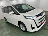 4WDハイブリッドのノア。写真のとおり、キレイで使いやすい一台ですよ。