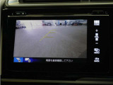 純正オプションのコーナーカメラ搭載。狭い路地や駐車場などで車の左前方の視界をサポート。