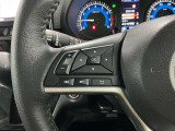 【ステアリングスイッチ】運転中に前方から目線をそらすことなくオーディオ等の操作が可能な便利機能!安心&快適なドライブを演出してくれます。